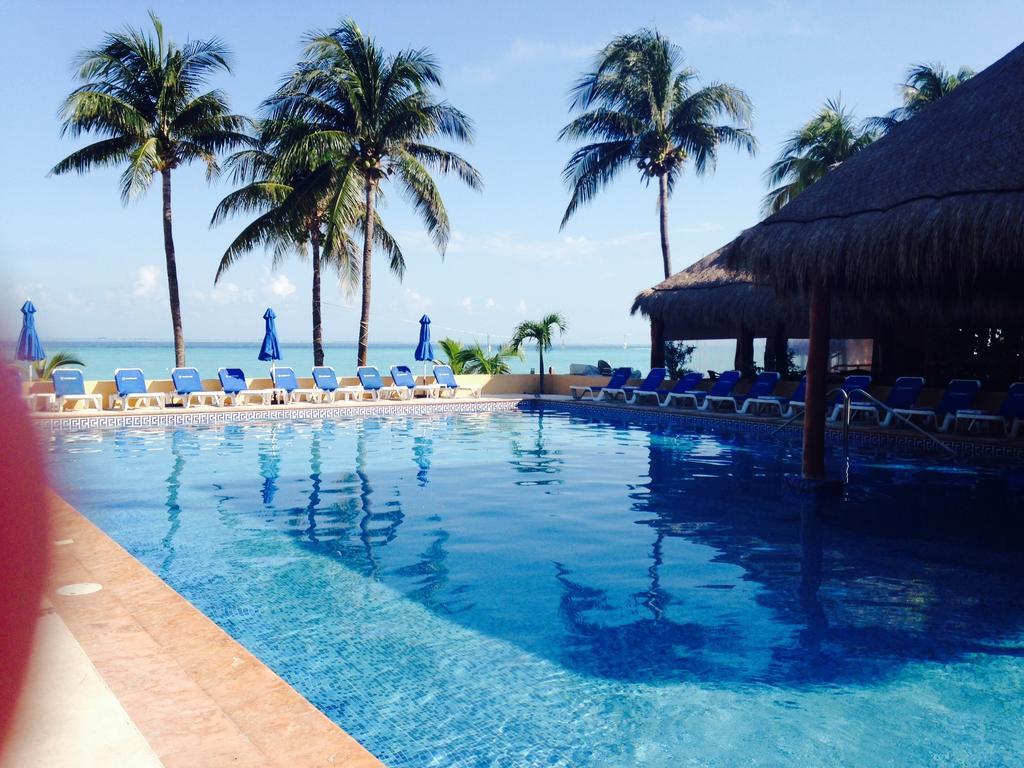 Nautibeach Beach Front Condos In North Beach Isla Mujeres Exterior photo